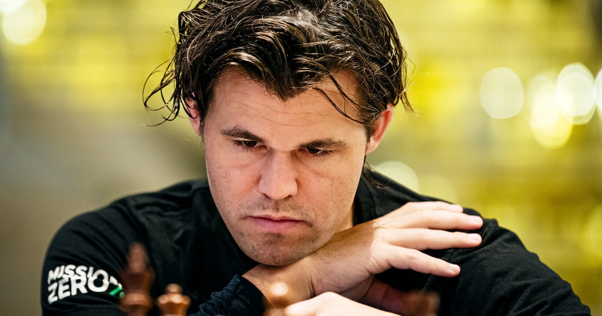 Magnus Carlsen en una partida de ajedrez