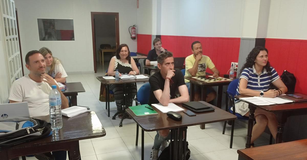 Formación en seminarios de árbitros FIDE Formación en seminarios de árbitros FIDE