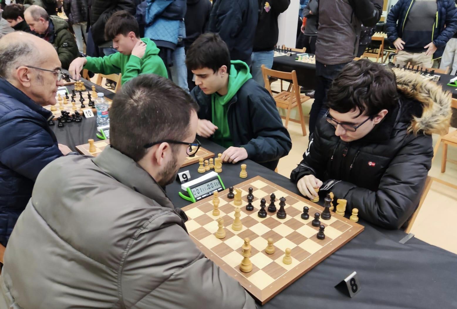 Grandes partidas de campeonatos mundiales de ajedrez Grandes partidas de campeonatos mundiales de ajedrez