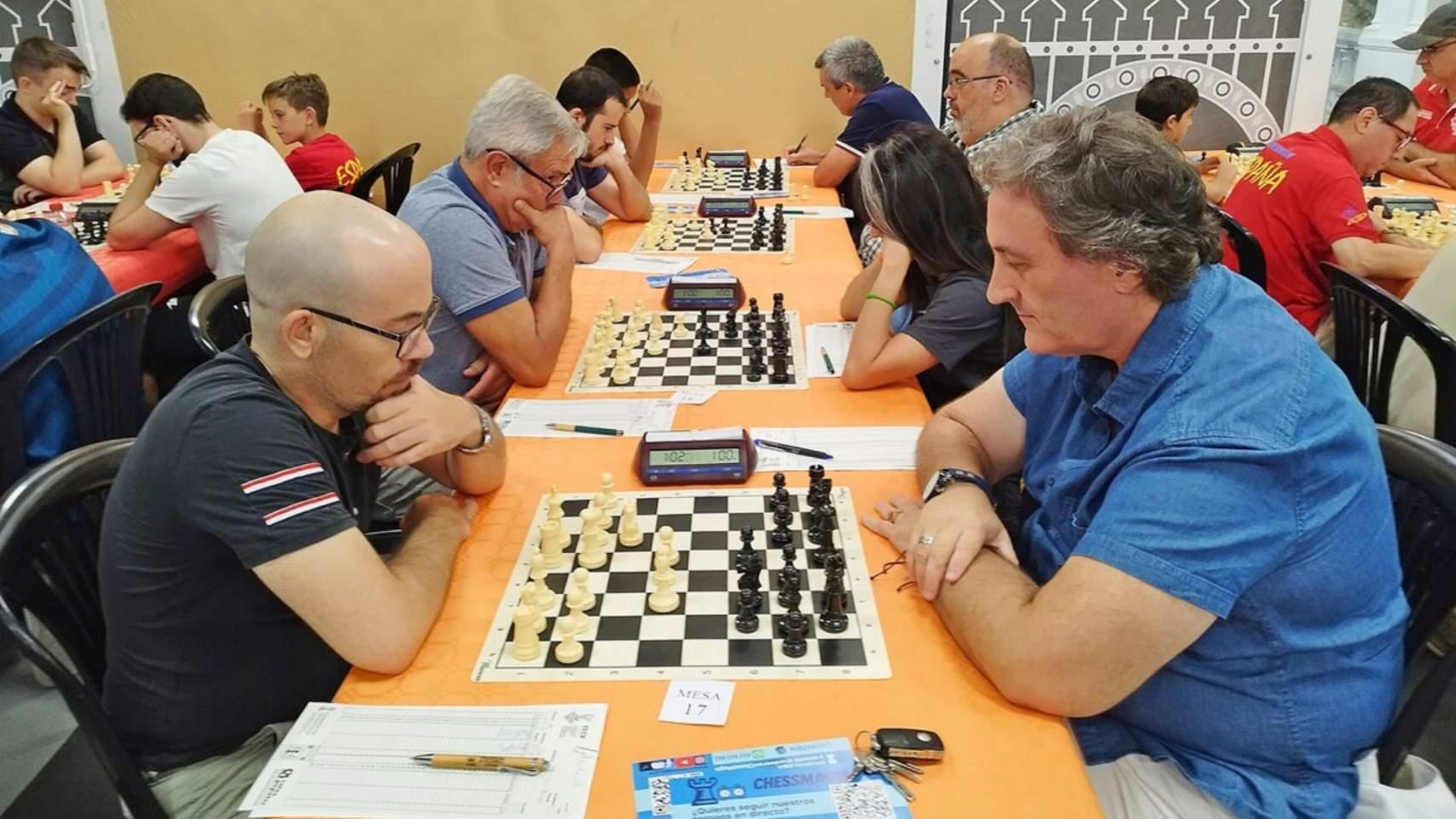 Partidas históricas de grandes maestros de ajedrez Partidas históricas de grandes maestros de ajedrez