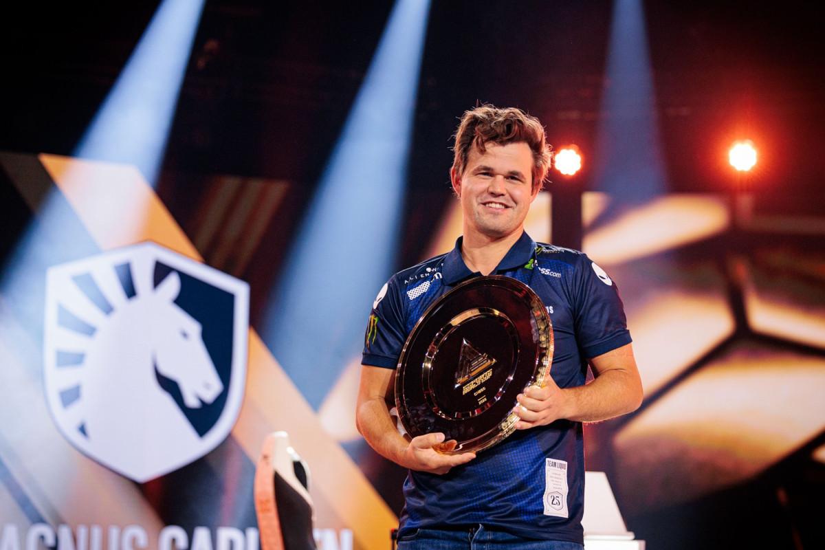 Grandes maestros en Esports World Cup Grandes maestros de élite en torneo de ajedrez